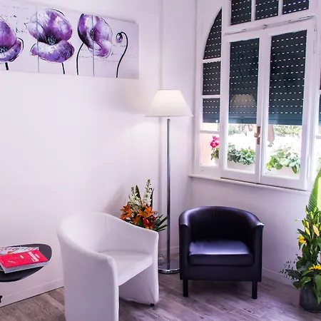 Gardenia Bed & Breakfast 4*