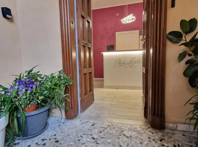 לינה וארוחת בוקר Gardenia