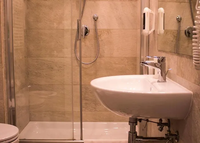 לינה וארוחת בוקר Gardenia 4*